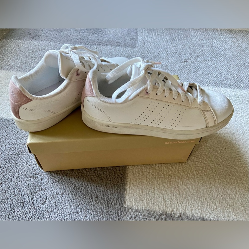adidas Women’s Sneakers Size 7 White